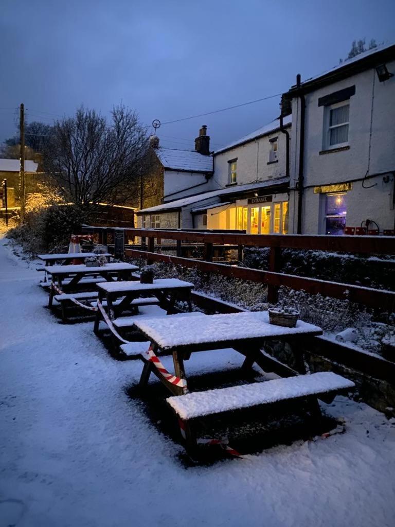 The Bridge Inn Reeth Eksteriør bilde